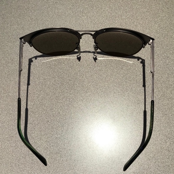 ❤️ HOST PICK!! *** BOTTEGA VENETA SUNGLASSES, NWOT - Picture 8 of 11